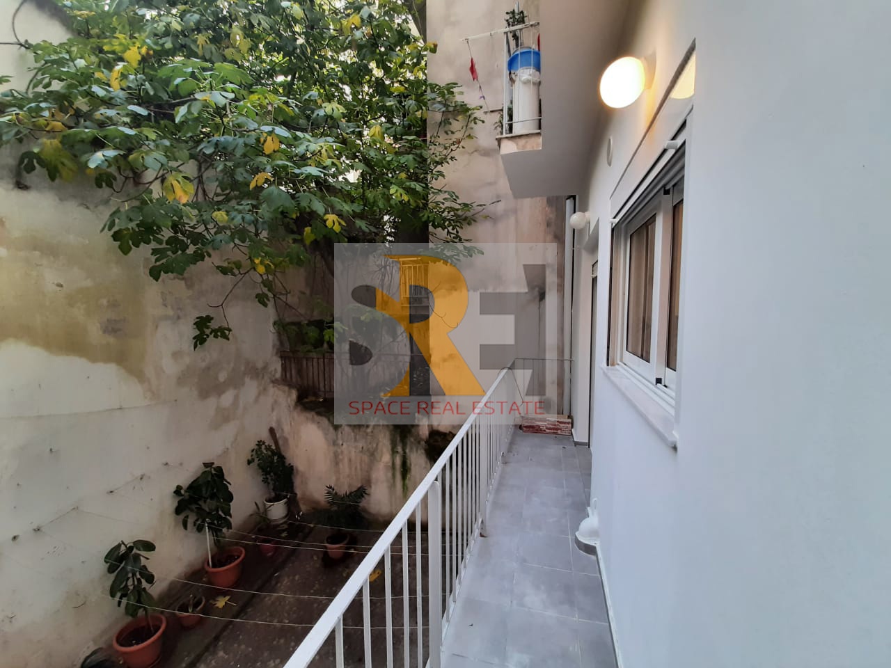 Gallery image 13