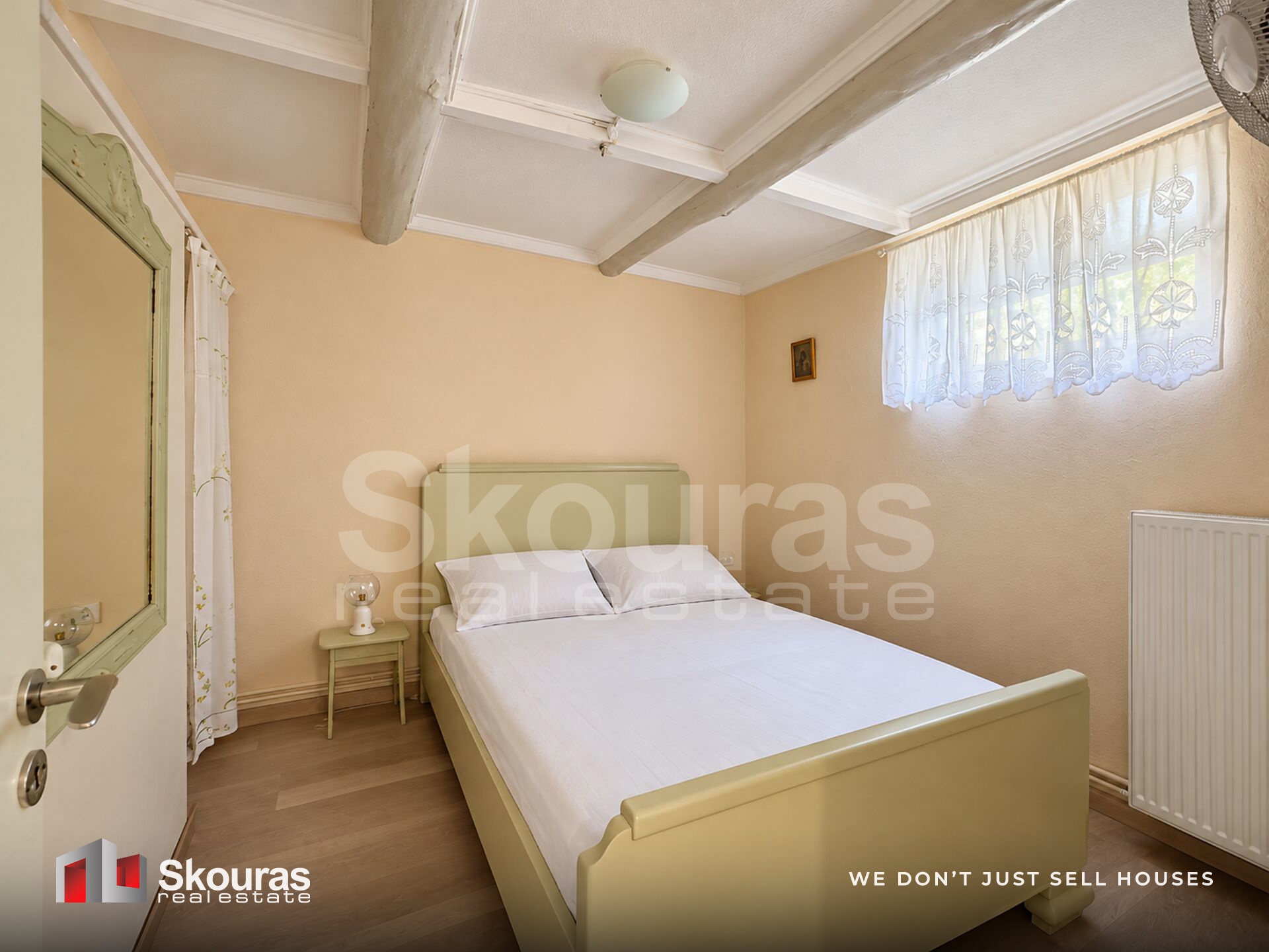 Gallery image 15