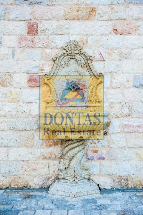 Gallery image 38