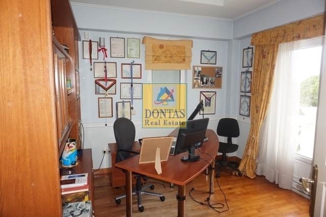 Gallery image 13