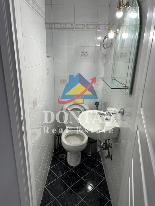 Gallery image 10