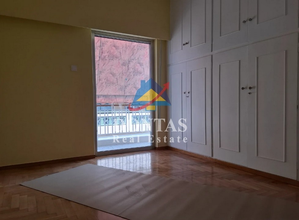 Gallery image 14