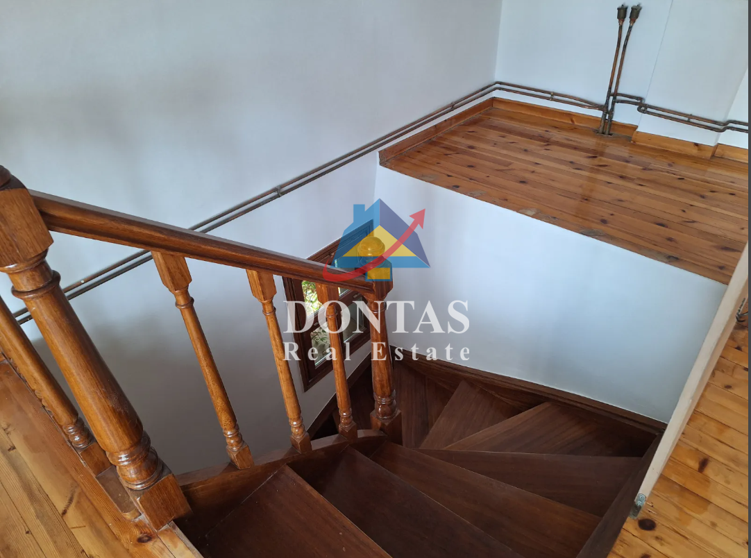 Gallery image 12