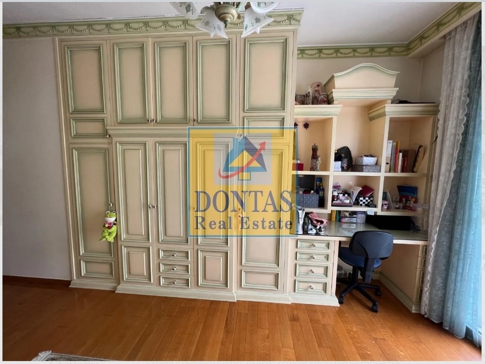 Gallery image 16