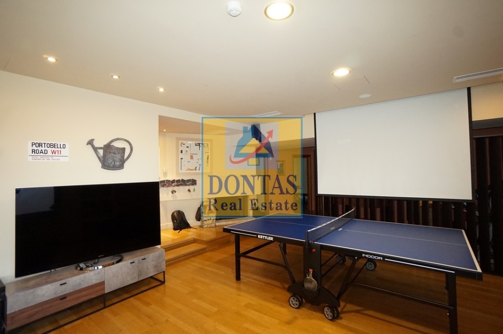 Gallery image 8