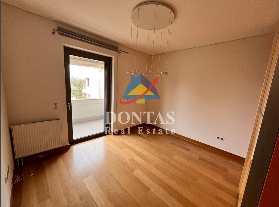 Gallery image 14