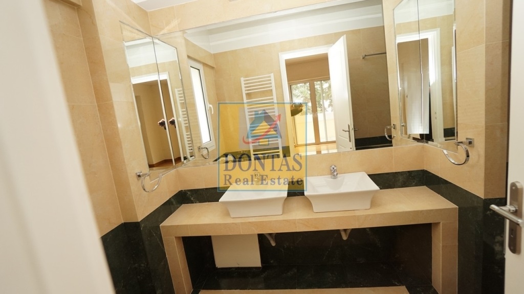 Gallery image 12