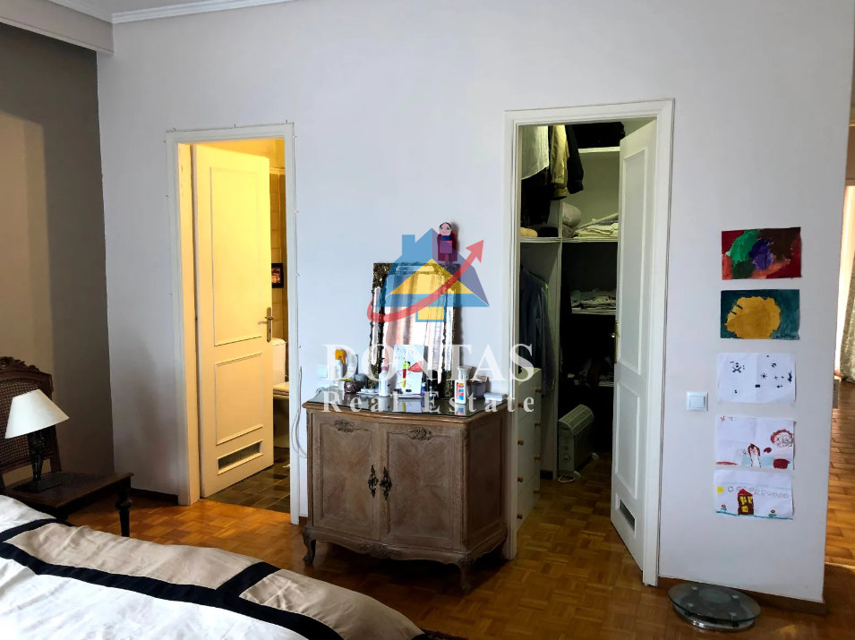 Gallery image 15