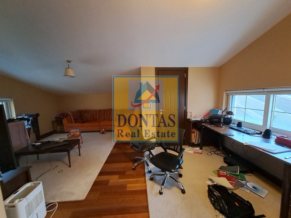 Gallery image 15
