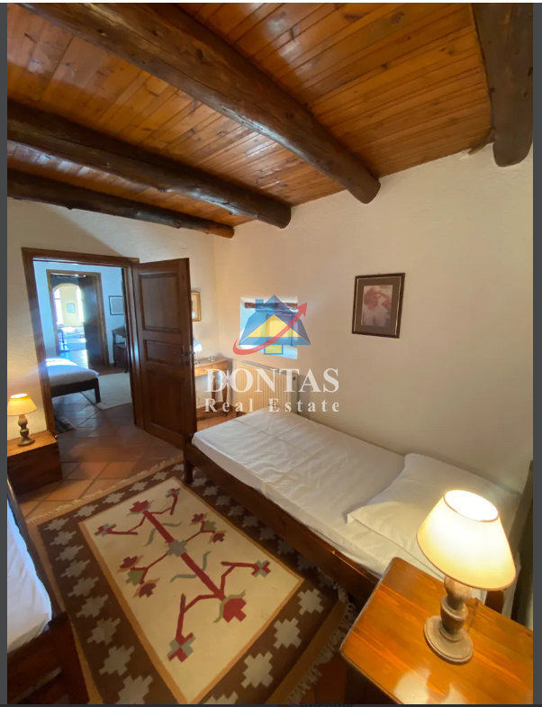 Gallery image 12