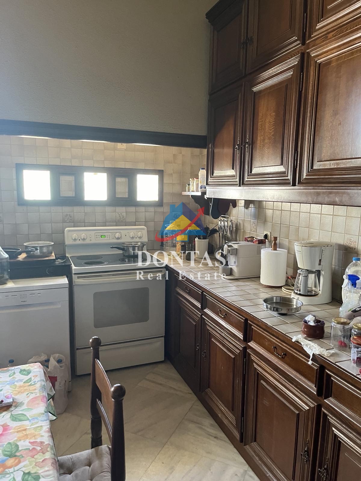 Gallery image 12