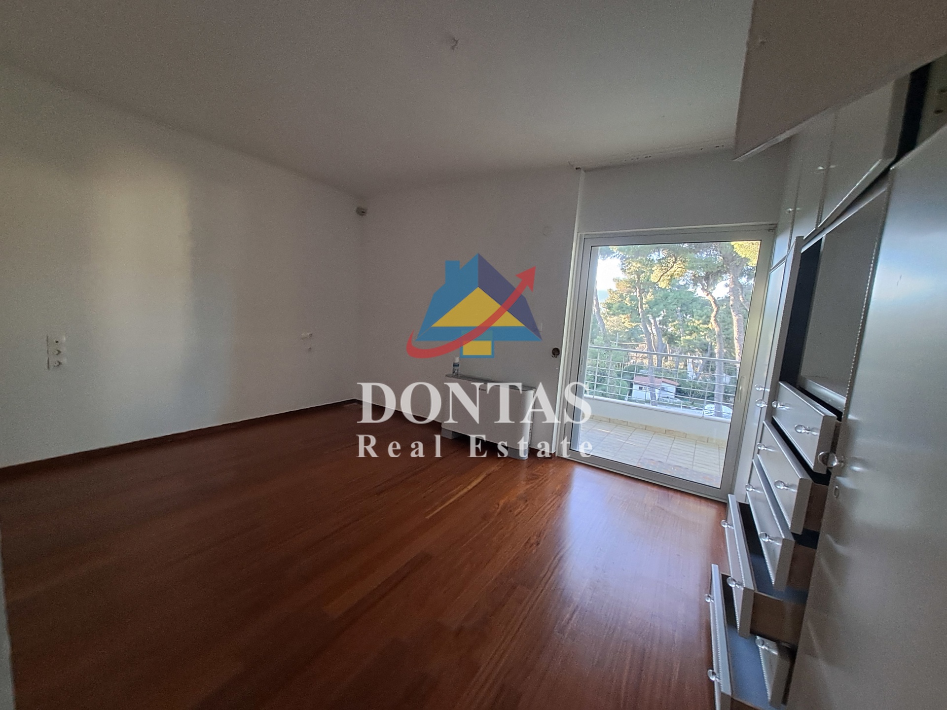 Gallery image 15