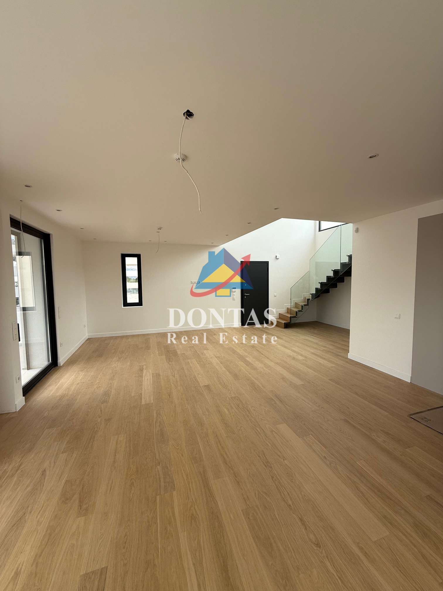 Gallery image 7