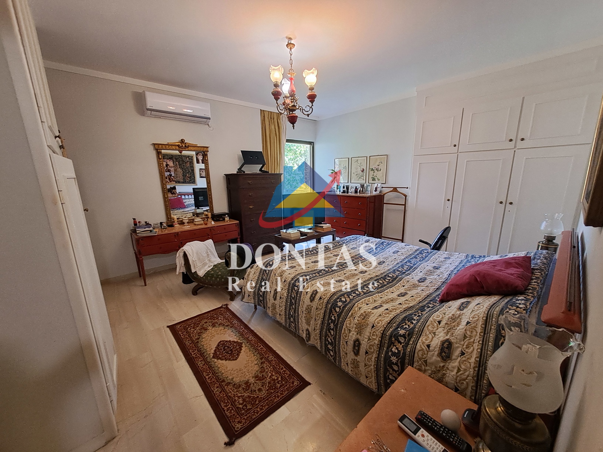 Gallery image 12