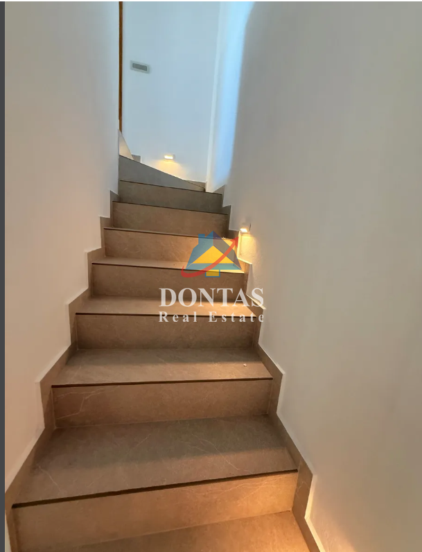 Gallery image 13