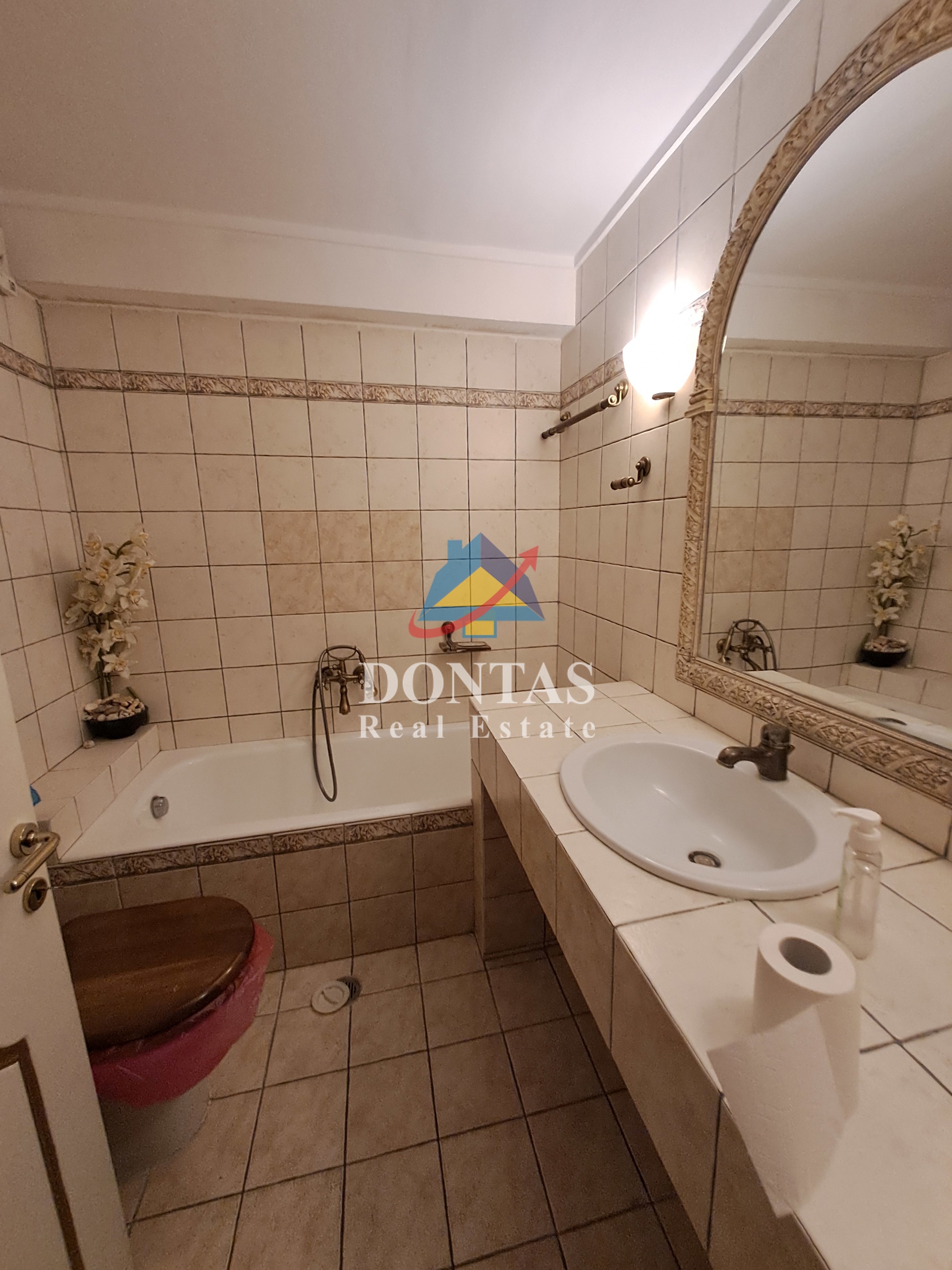 Gallery image 11