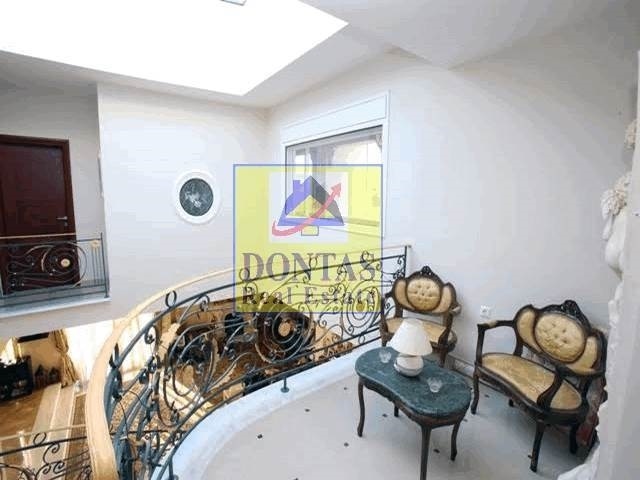 Gallery image 13