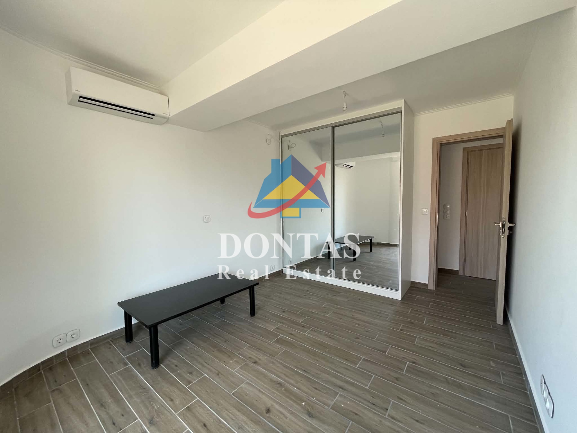 Gallery image 12