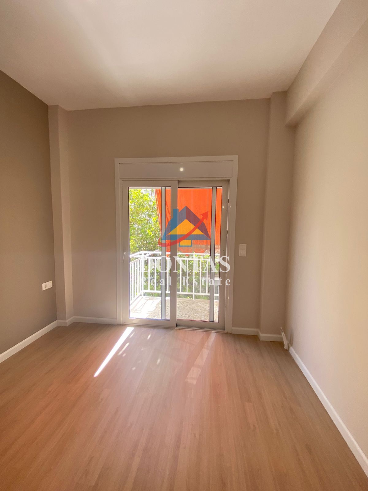 Gallery image 19