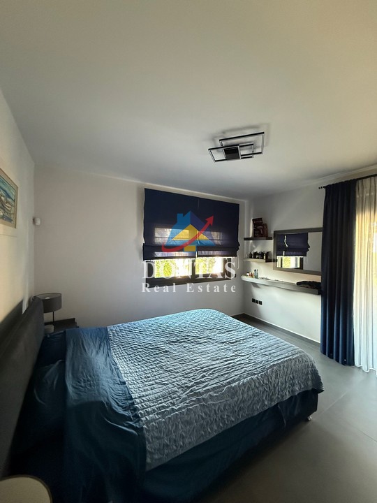 Gallery image 11