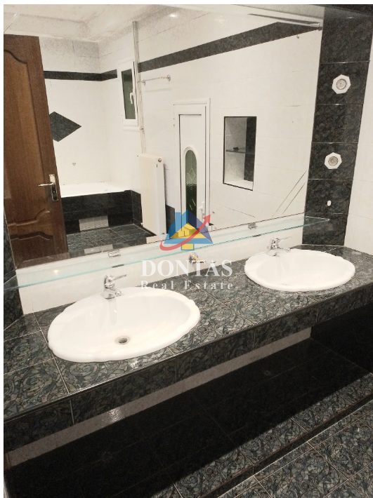 Gallery image 9