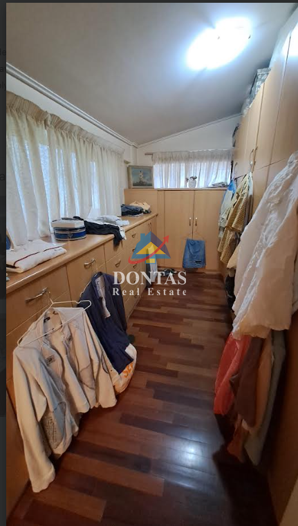 Gallery image 21