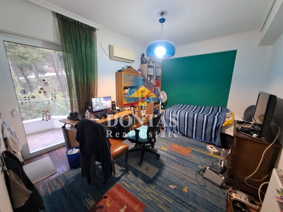 Gallery image 8