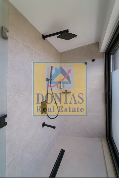 Gallery image 16