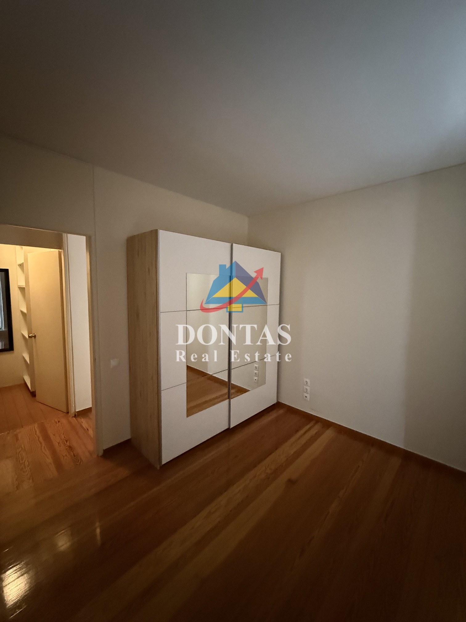 Gallery image 21