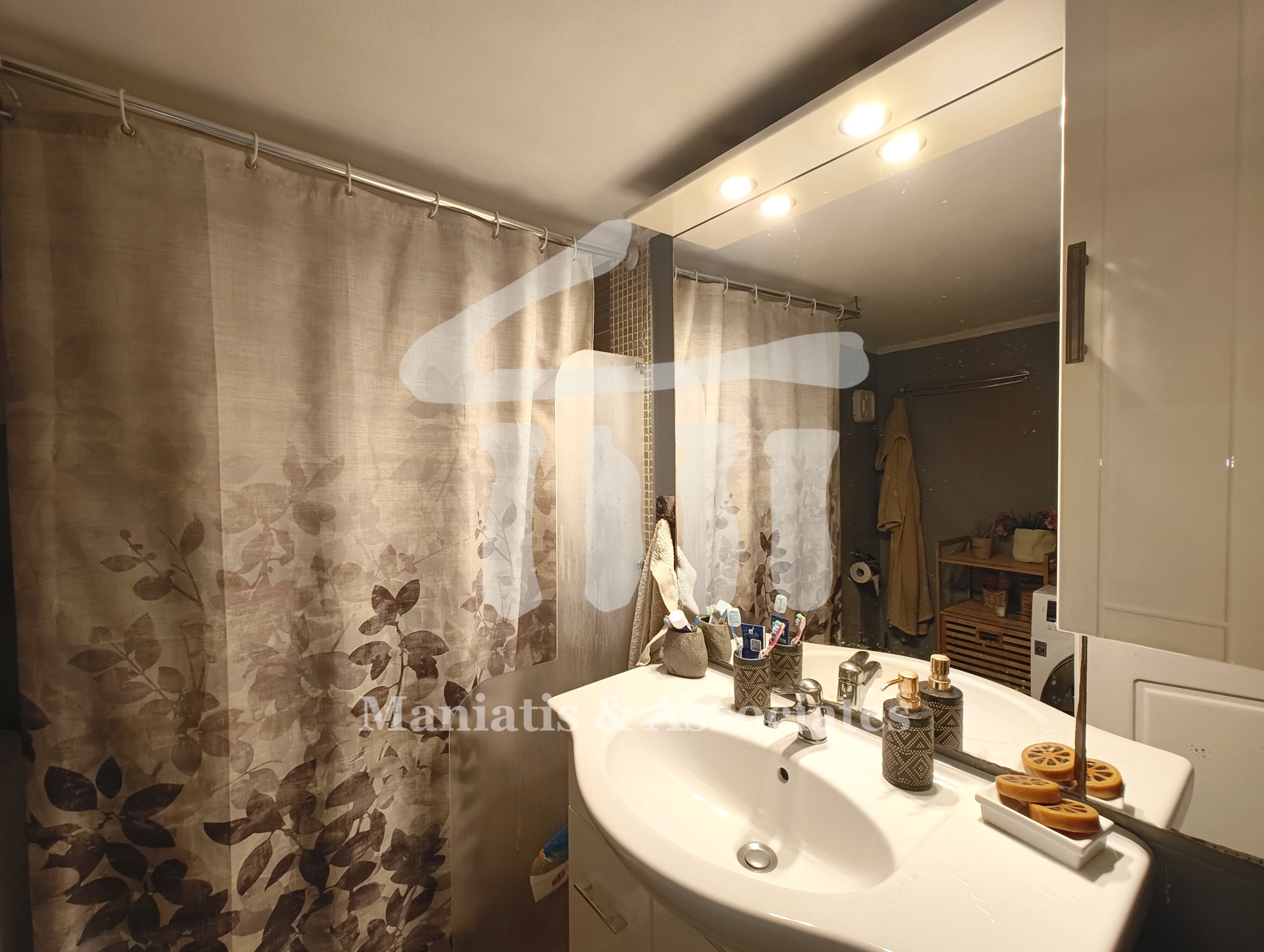 Gallery image 12