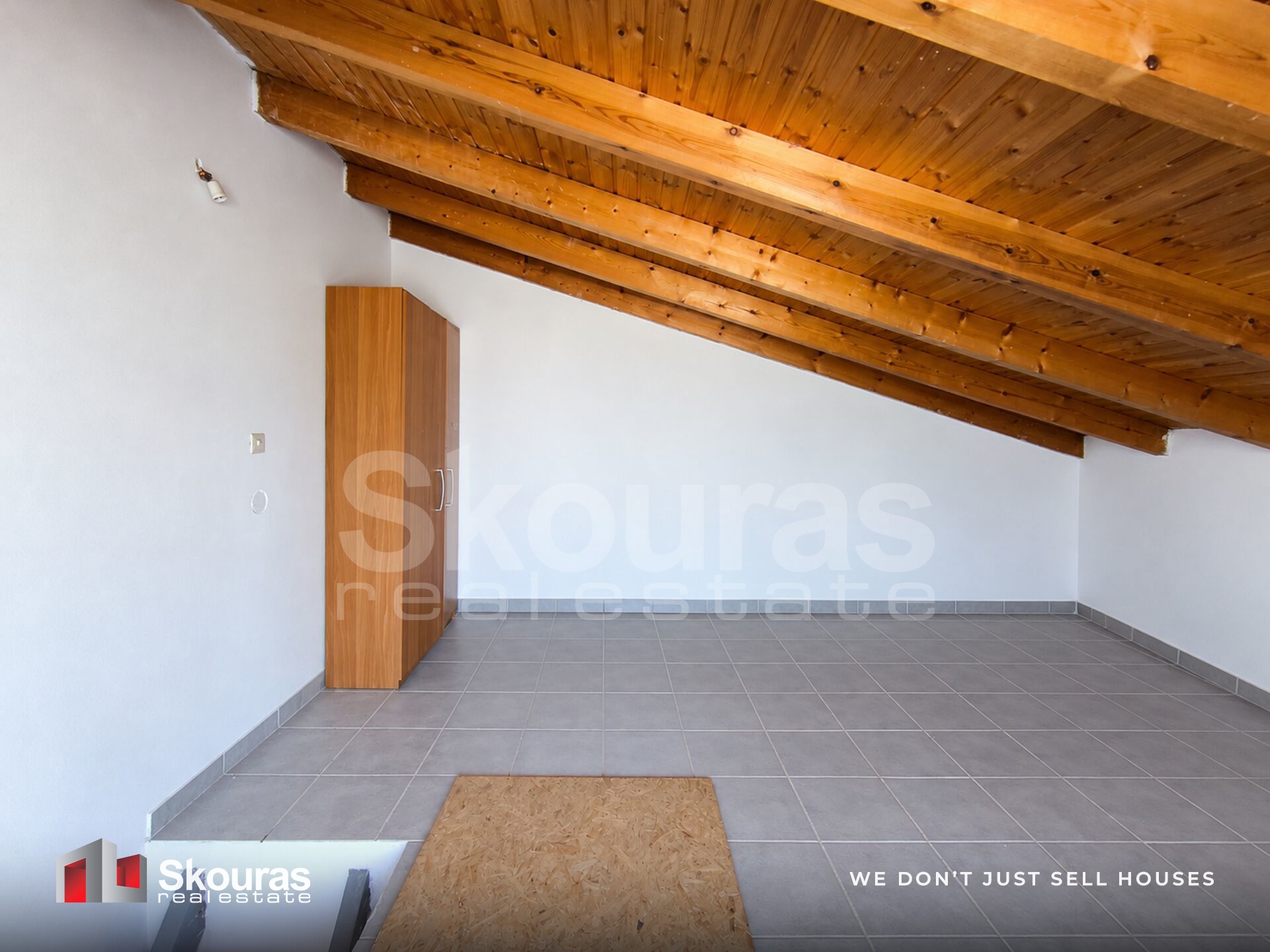 Gallery image 16