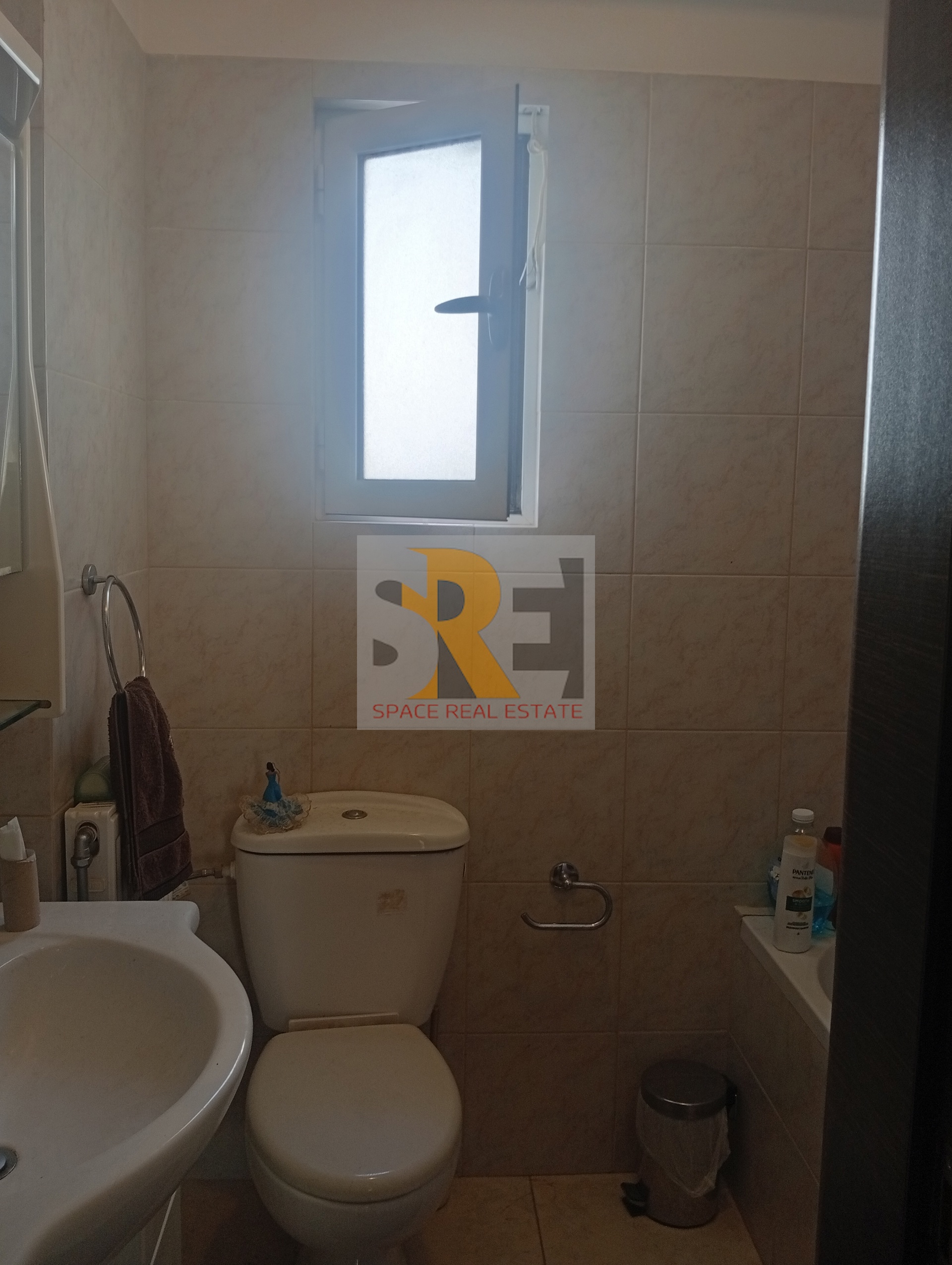 Gallery image 17