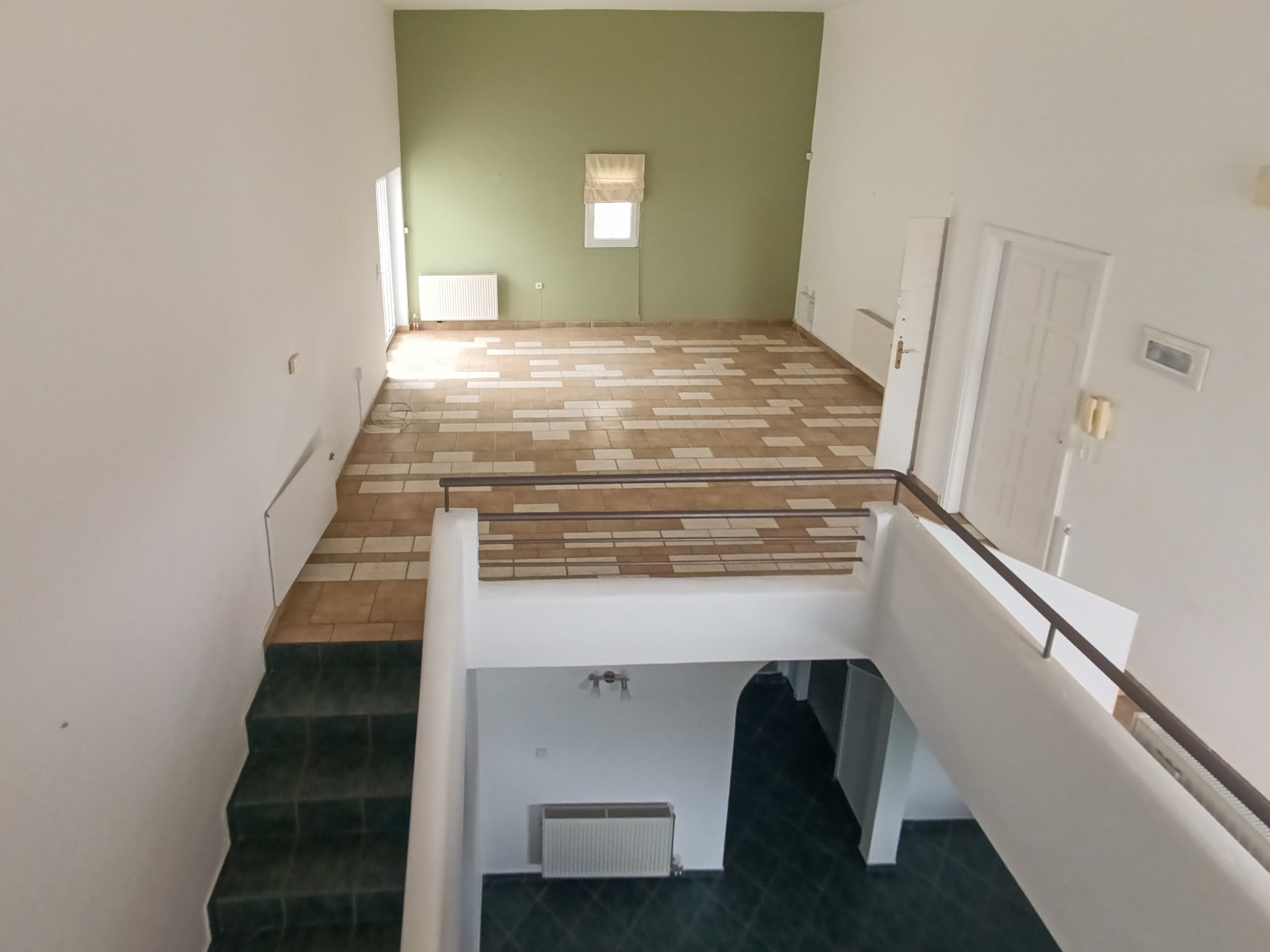 Gallery image 17