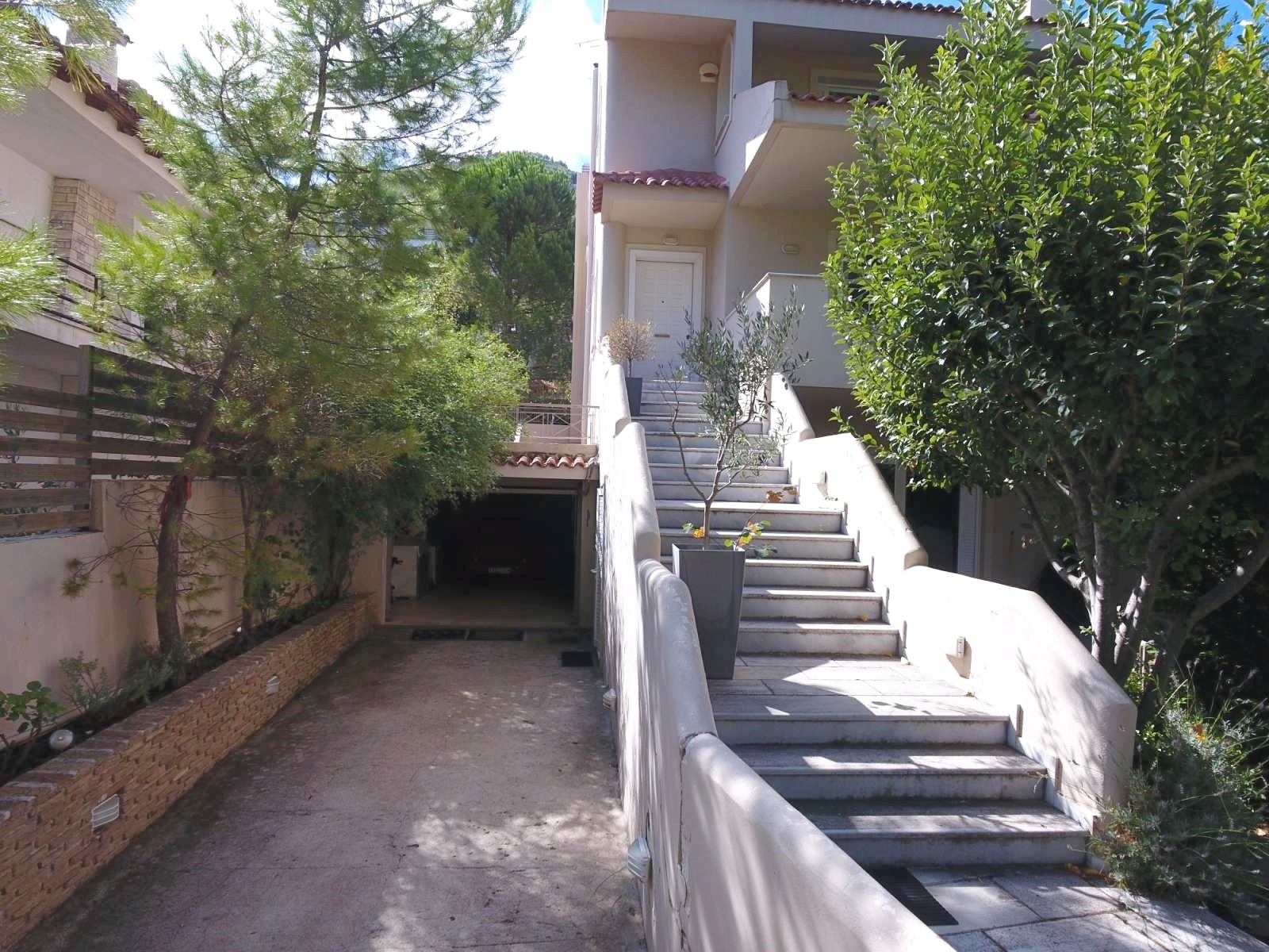 Gallery image 20