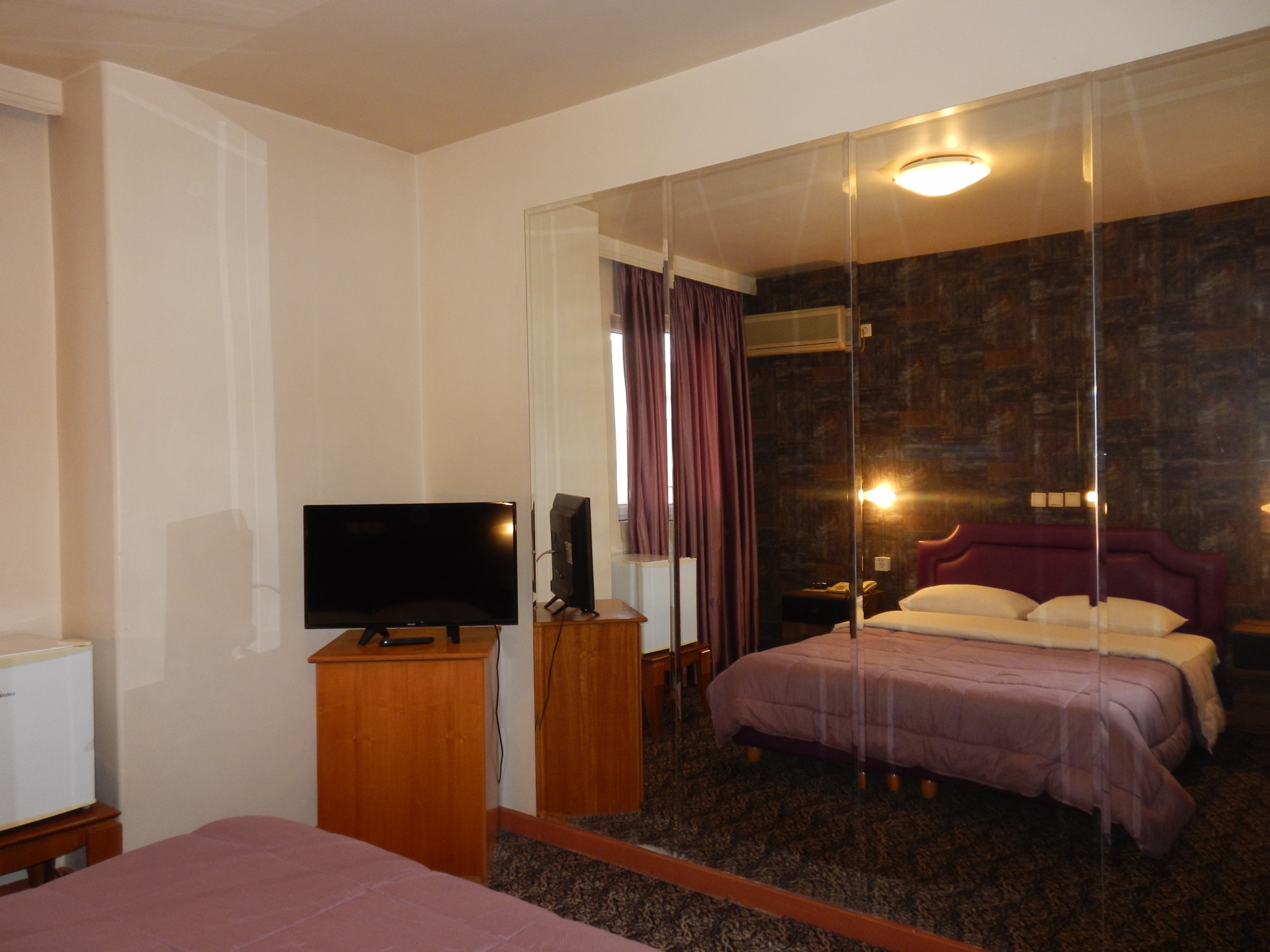 Gallery image 12