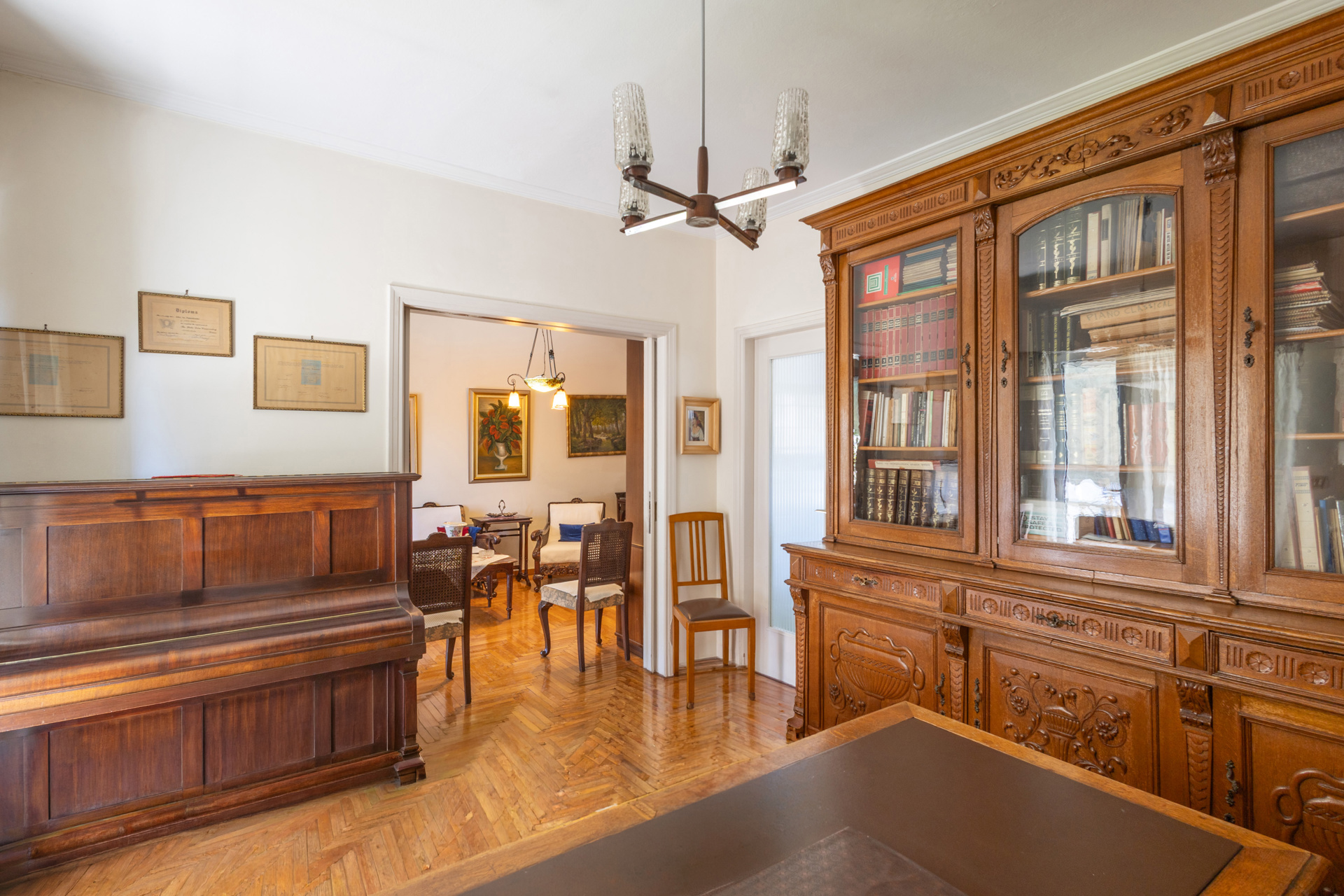 Gallery image 7