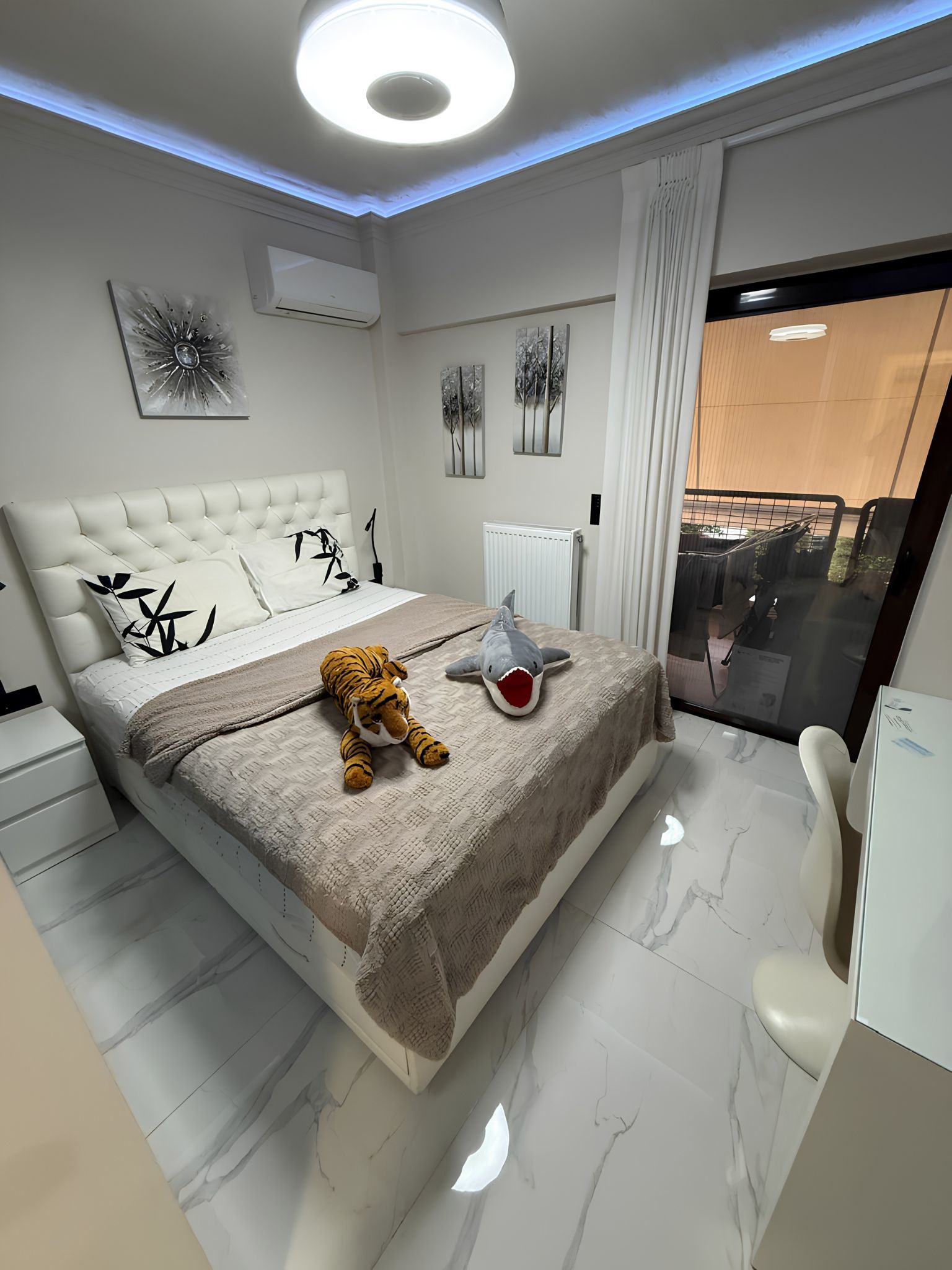 Gallery image 9