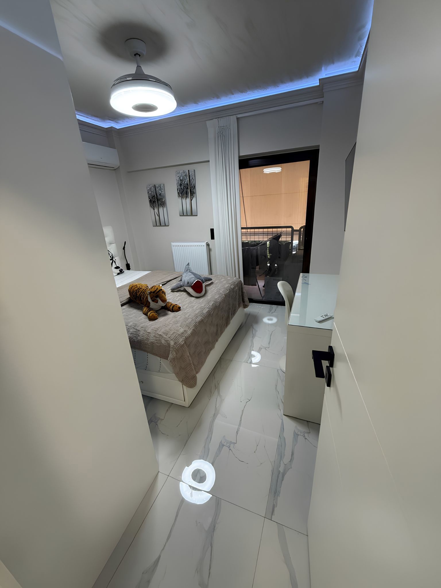 Gallery image 8