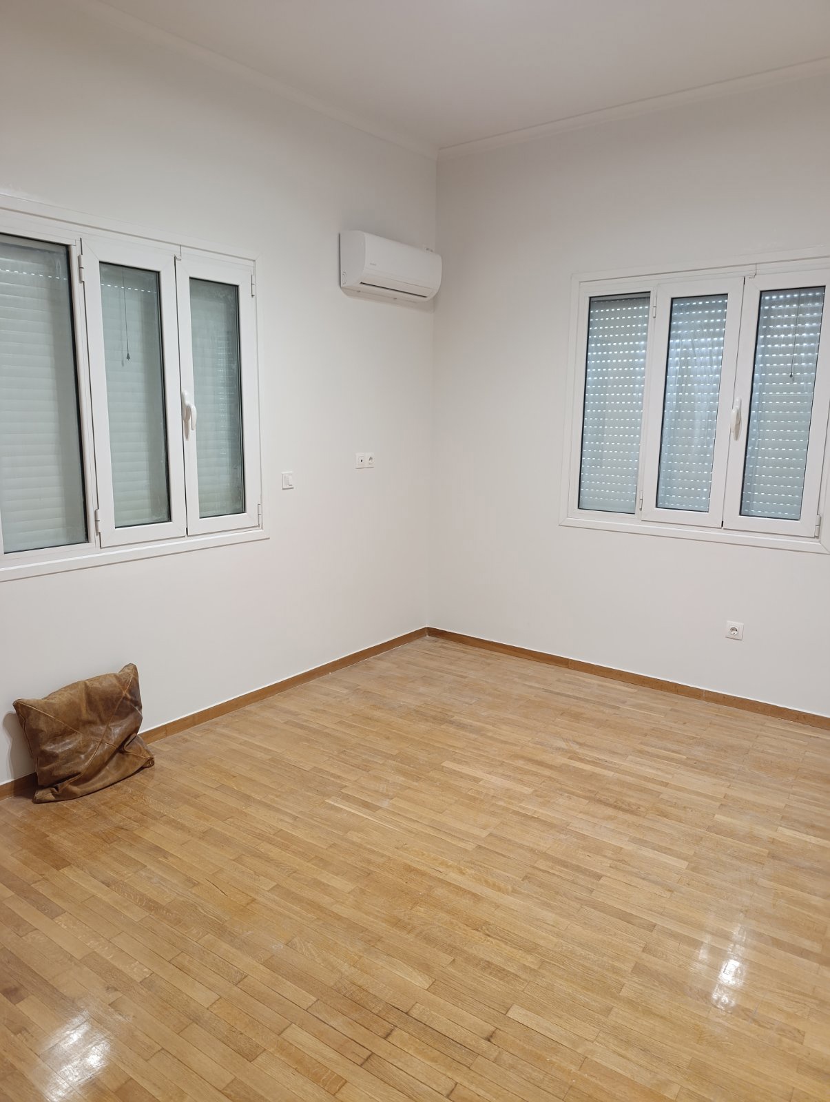 Gallery image 12