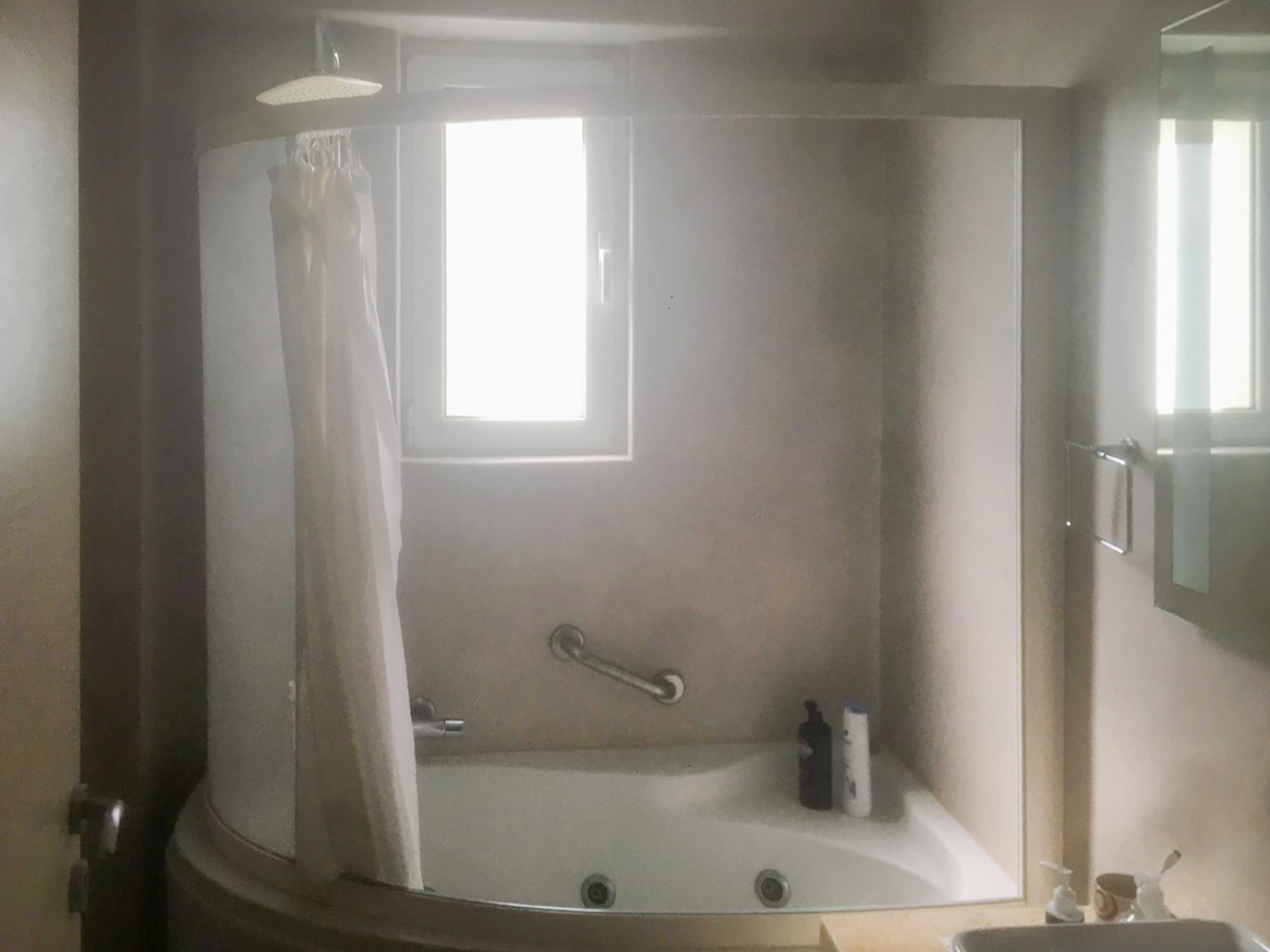 Gallery image 13