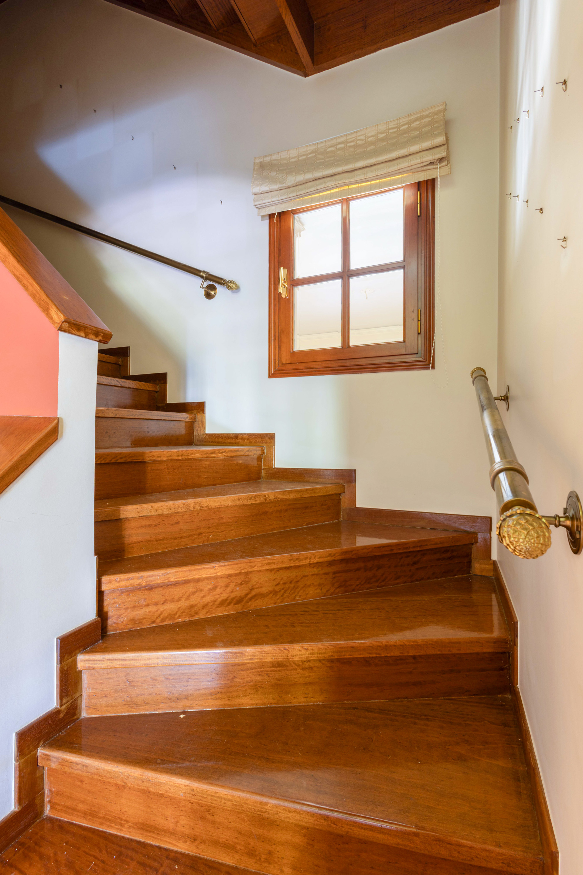 Gallery image 9