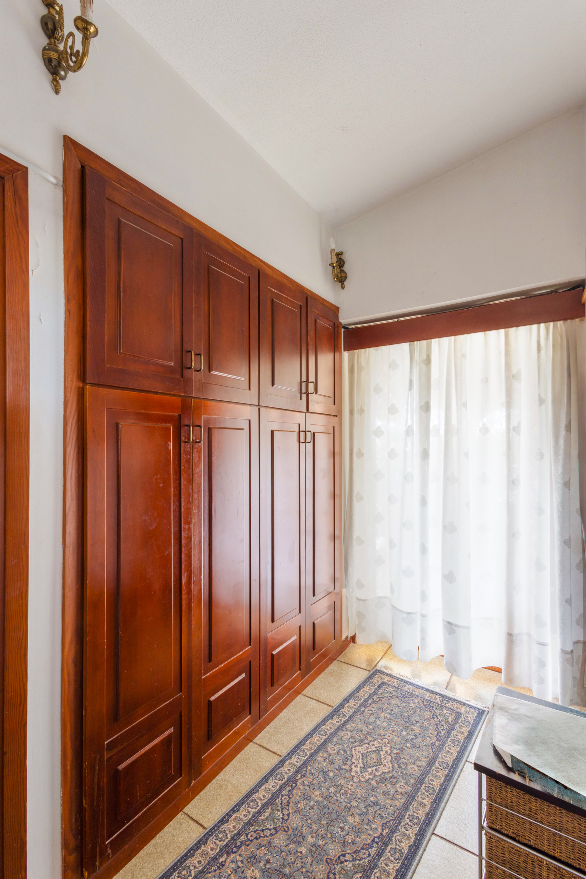 Gallery image 12