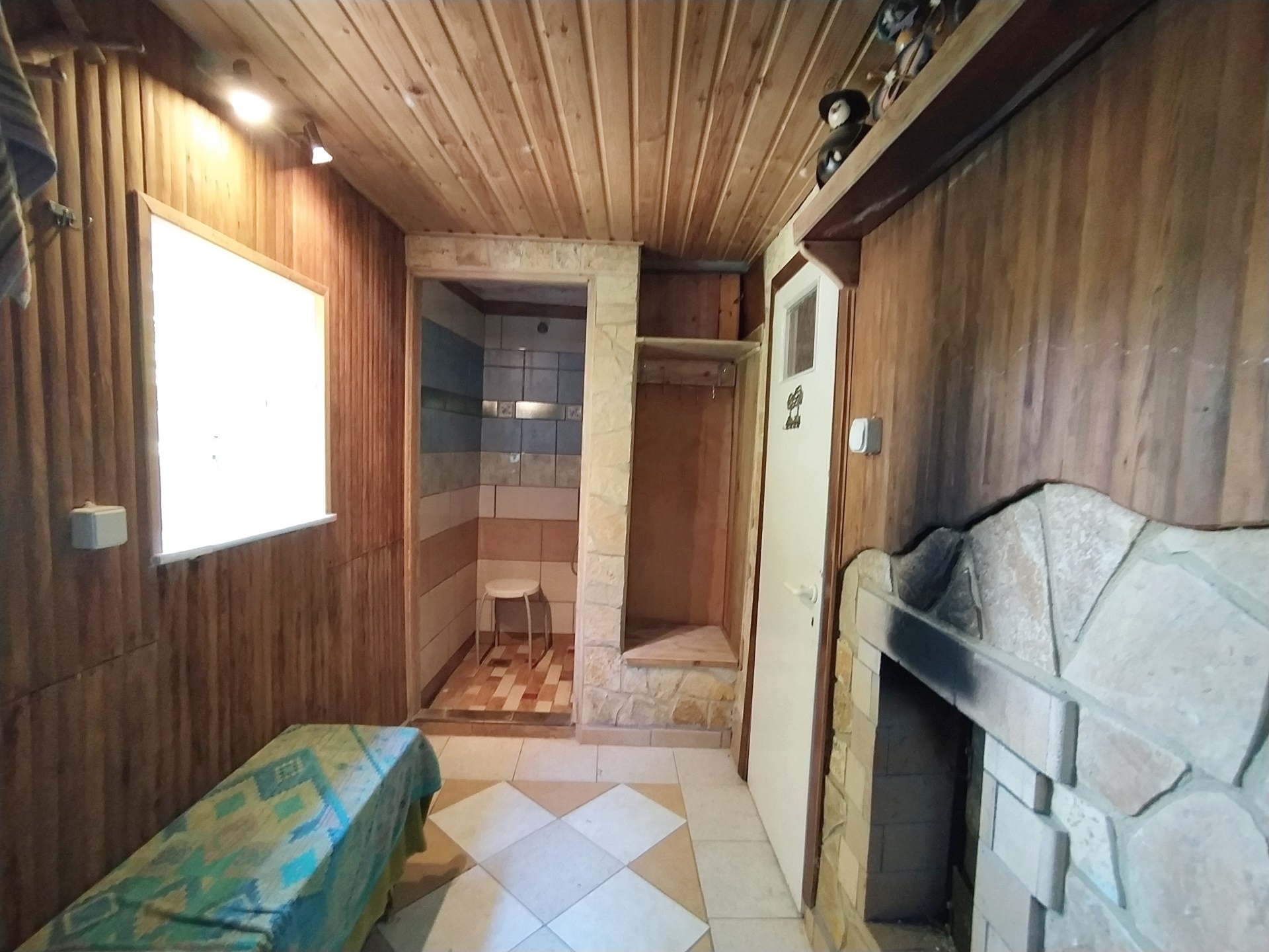 Gallery image 19
