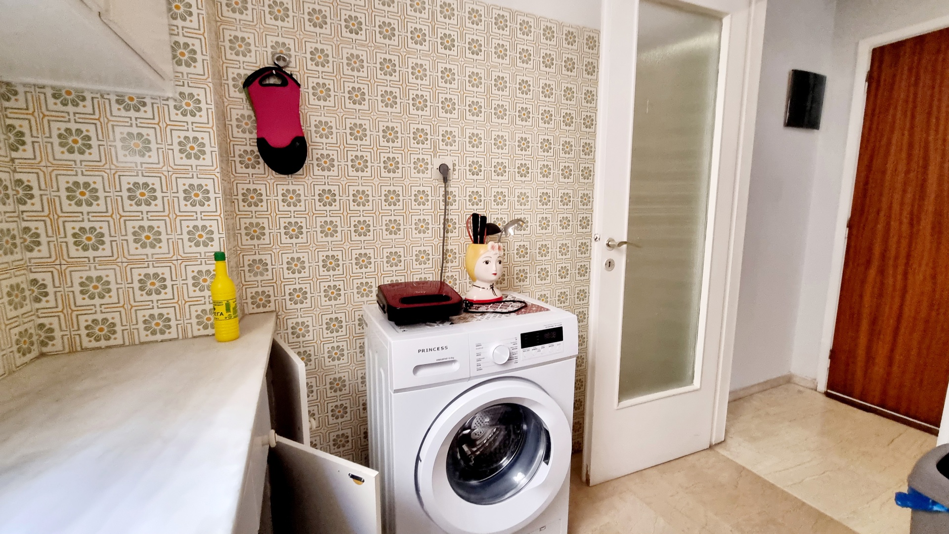 Gallery image 12
