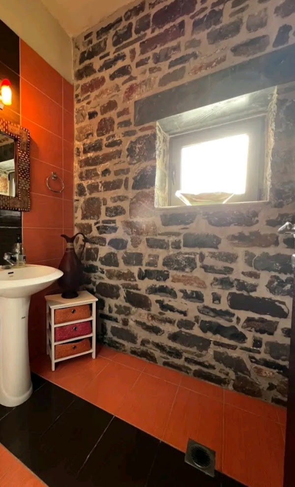 Gallery image 10