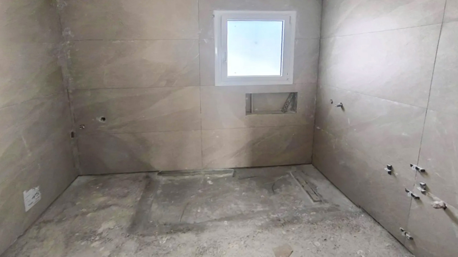Gallery image 10
