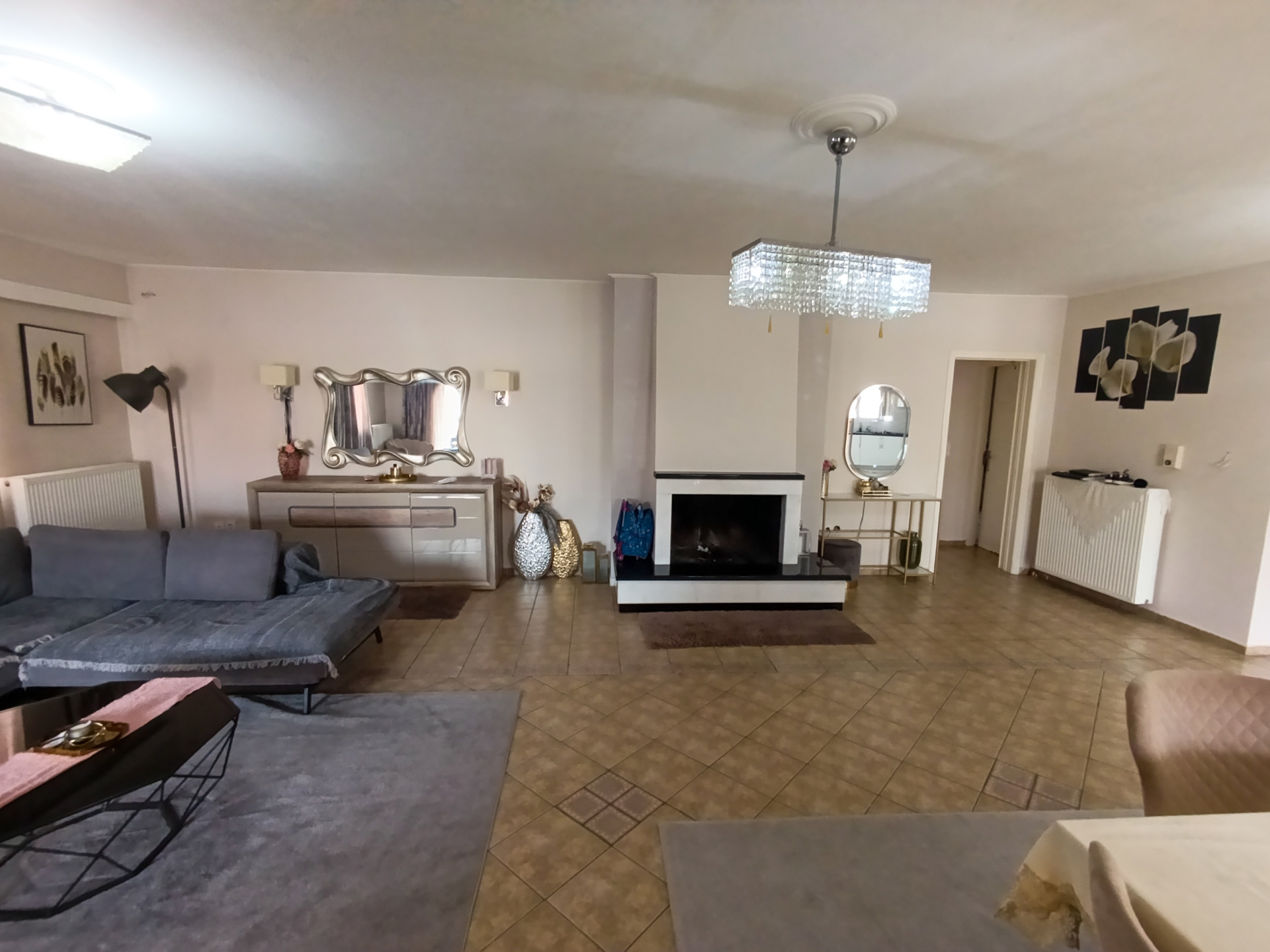 Gallery image 15