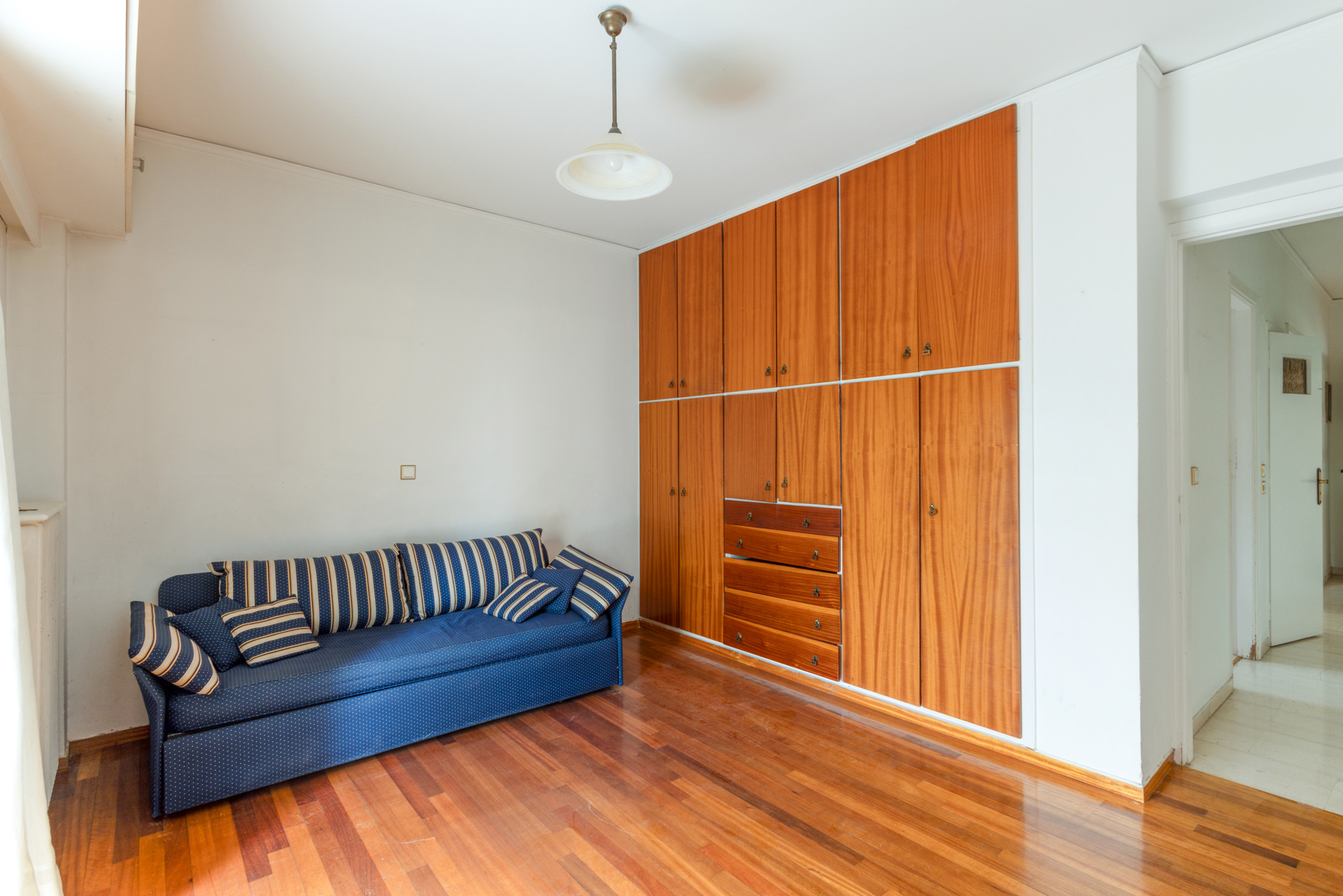 Gallery image 13