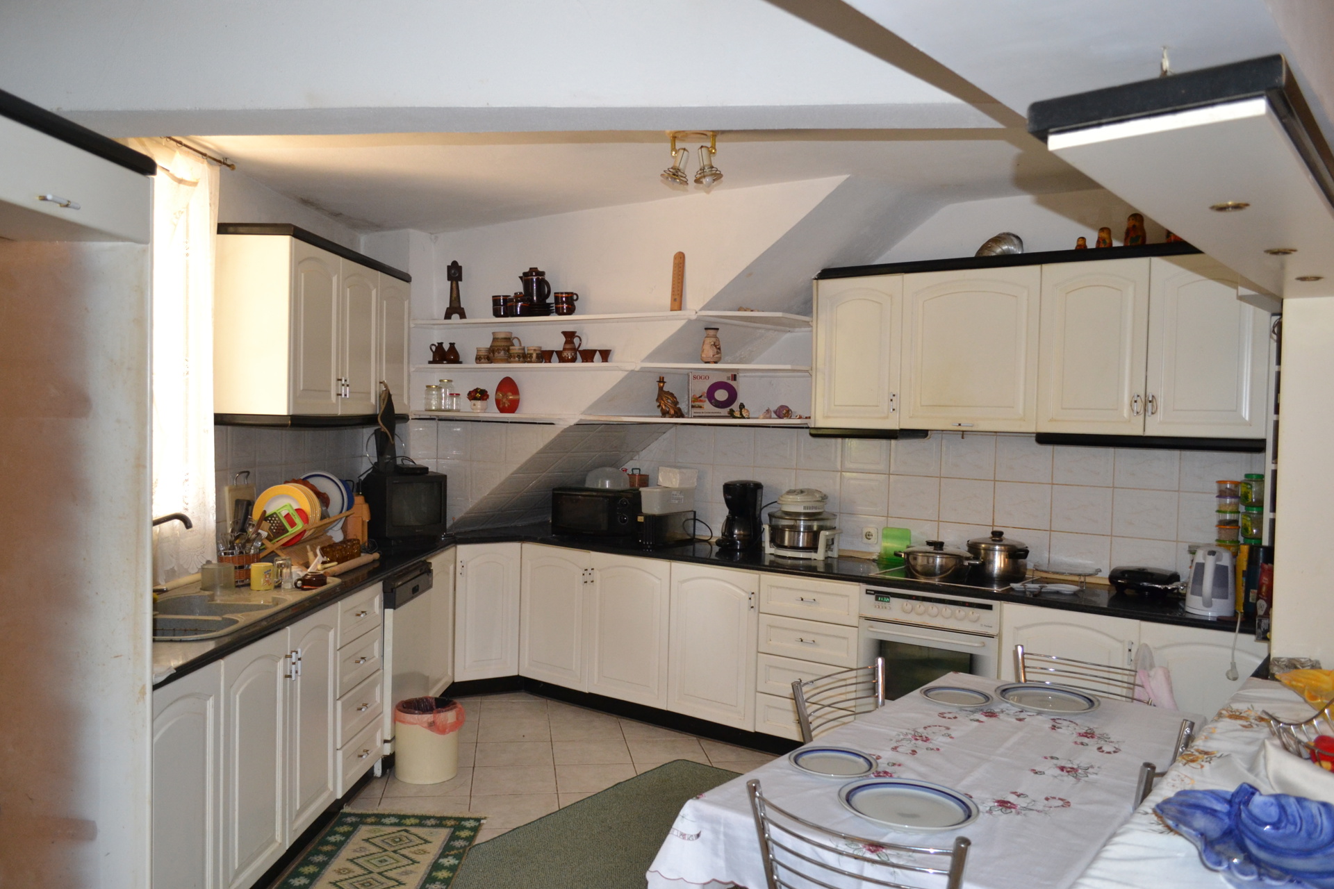 Gallery image 12