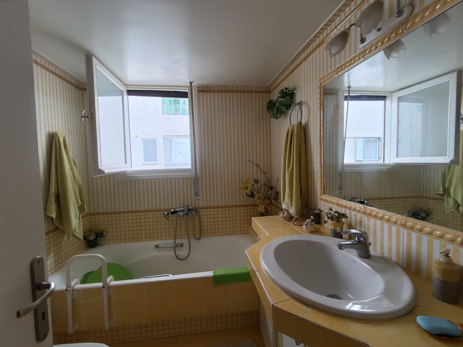 Gallery image 23